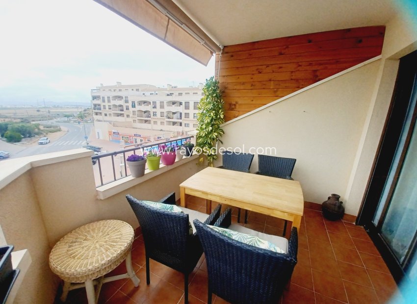 Reventa - Apartamento / piso - Sucina
