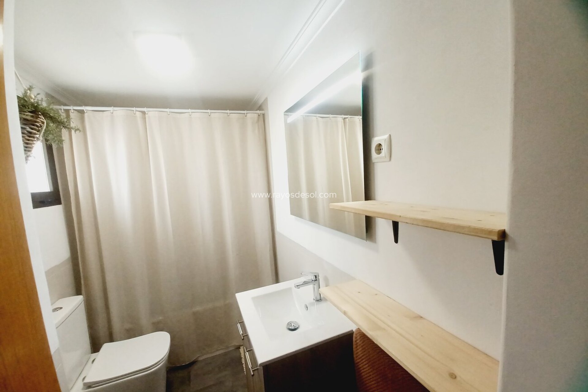 Reventa - Apartamento / piso - Sucina