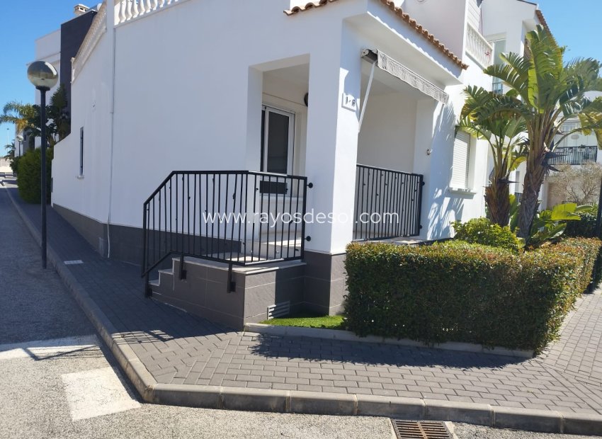 Reventa - Apartamento / piso - Torrevieja - Aguas Nuevas