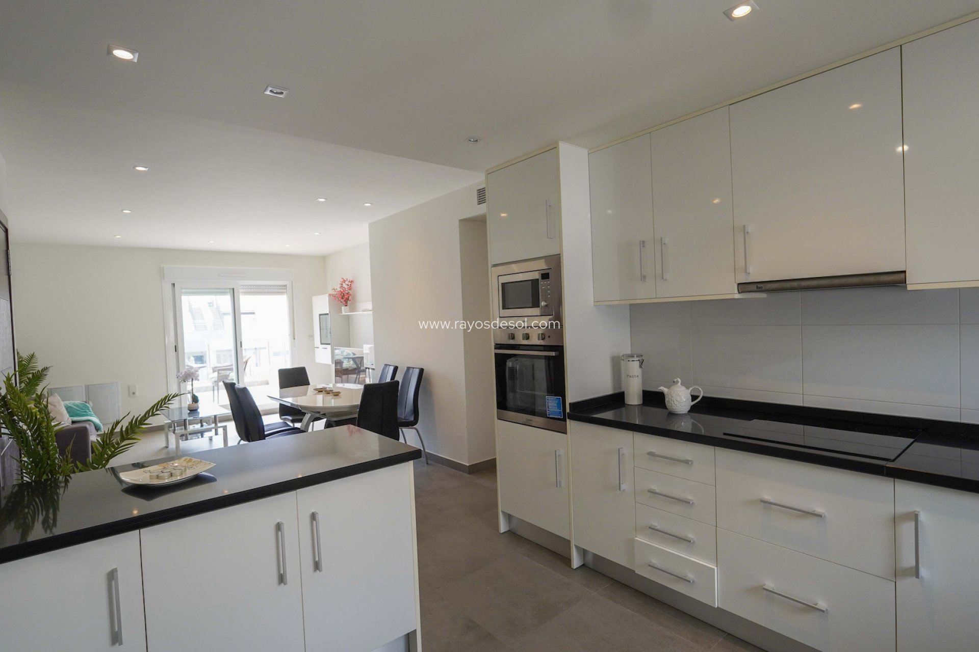 Reventa - Apartamento / piso - Torrevieja - Aguas Nuevas
