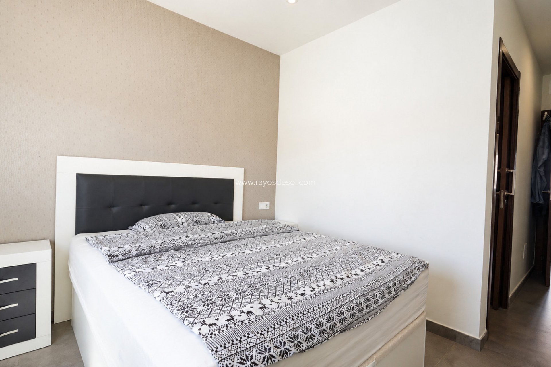 Reventa - Apartamento / piso - Torrevieja - Aguas Nuevas