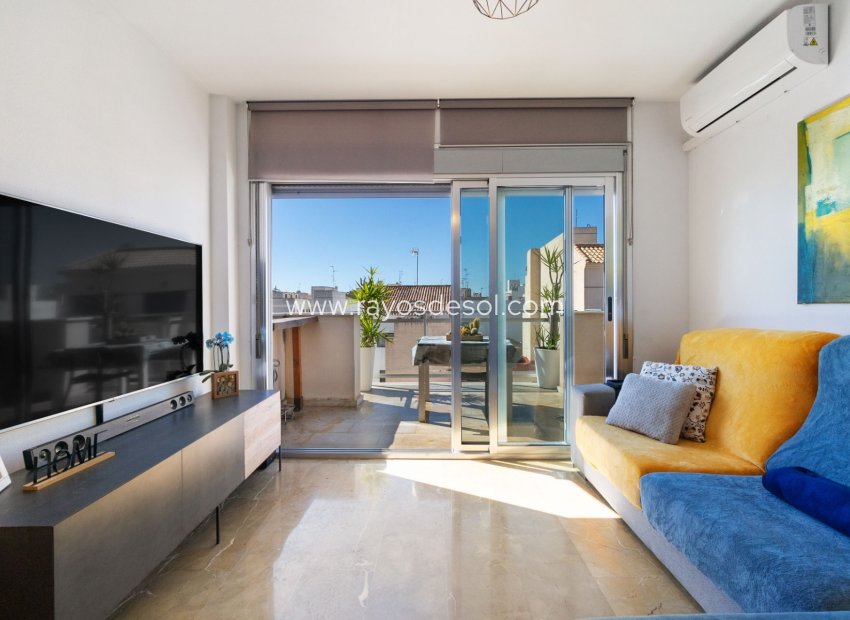 Reventa - Apartamento / piso - Torrevieja - Centro