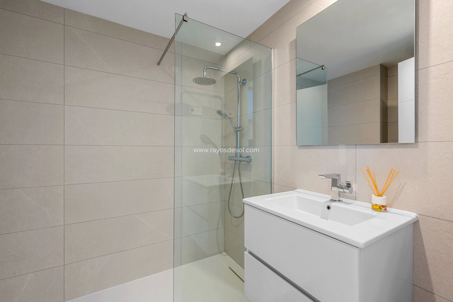 Reventa - Apartamento / piso - Torrevieja - Punta Prima