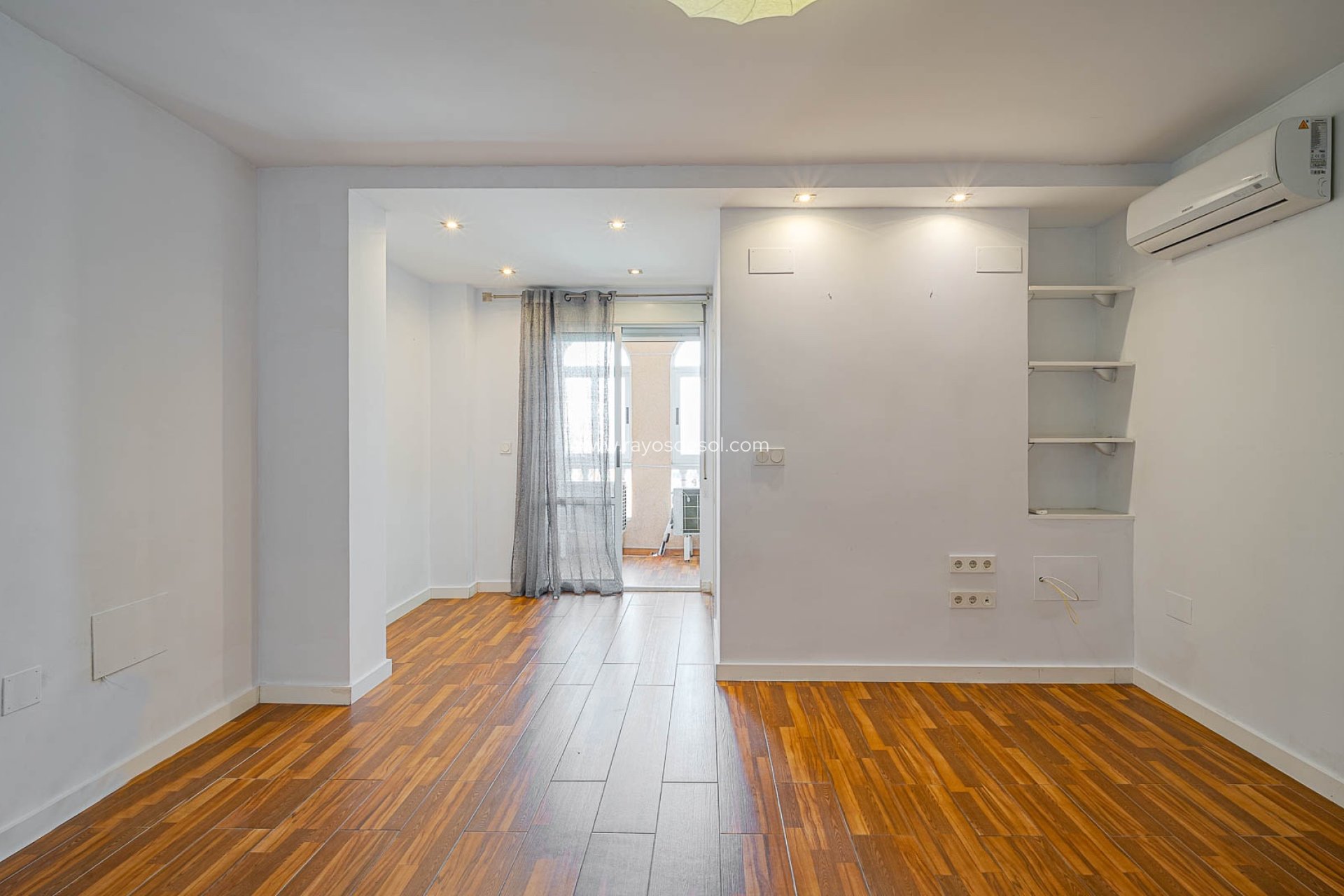 Reventa - Apartamento / piso - Torrevieja