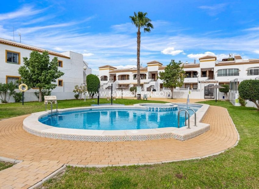 Reventa - Apartamento / piso - VISTABELLA GOLF