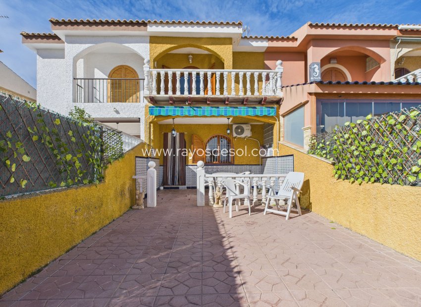 Reventa - Casa - Los Alcazares