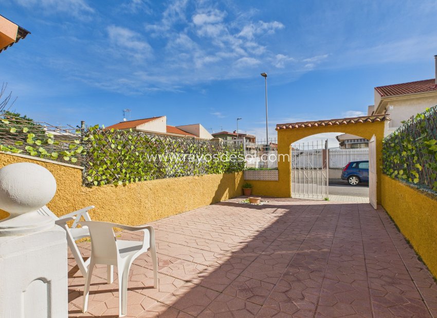 Reventa - Casa - Los Alcazares