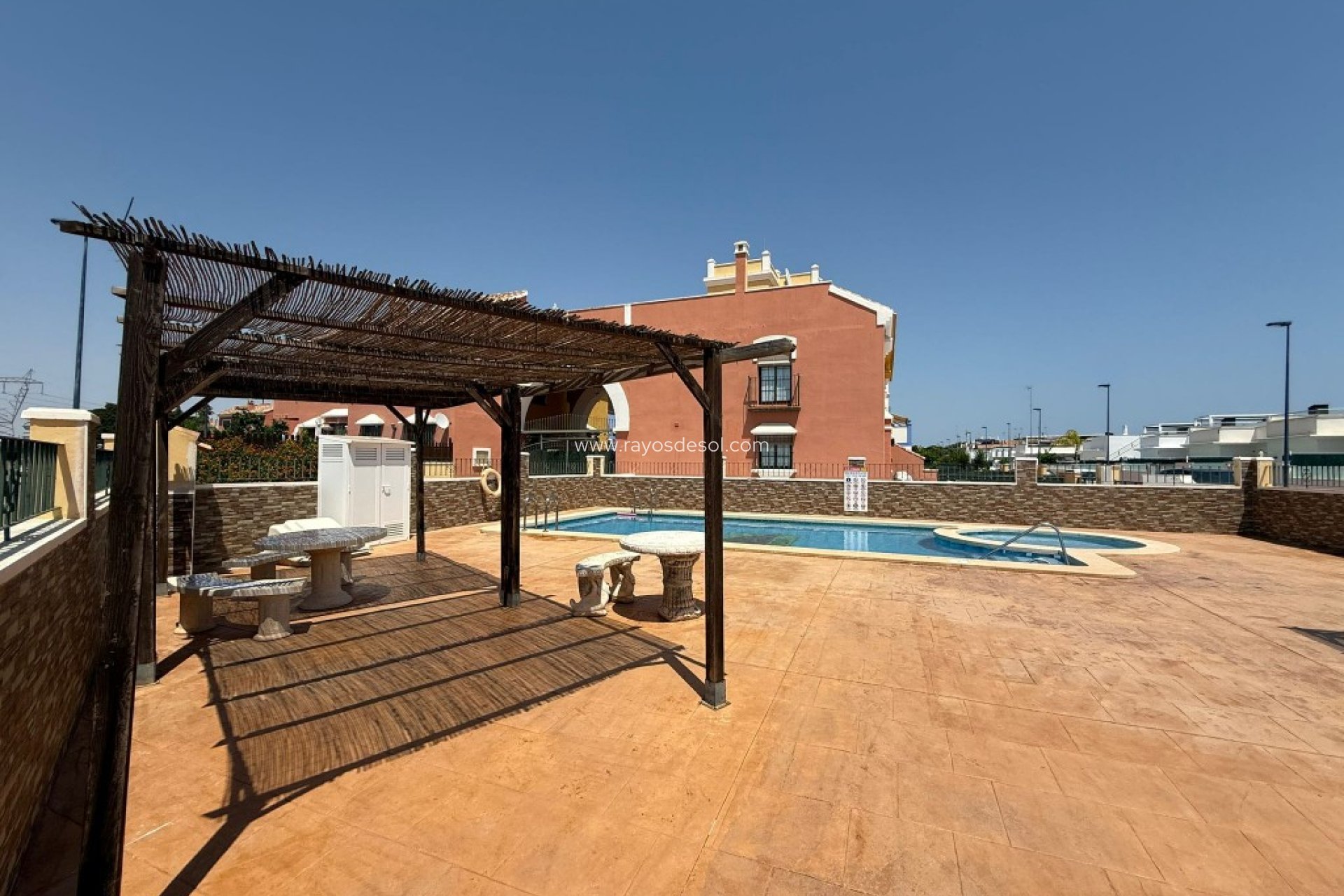 Reventa - Casa - Roda