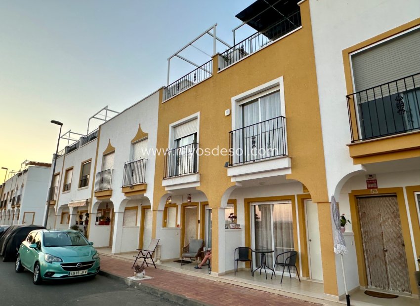 Reventa - Casa - Santa Rosalia