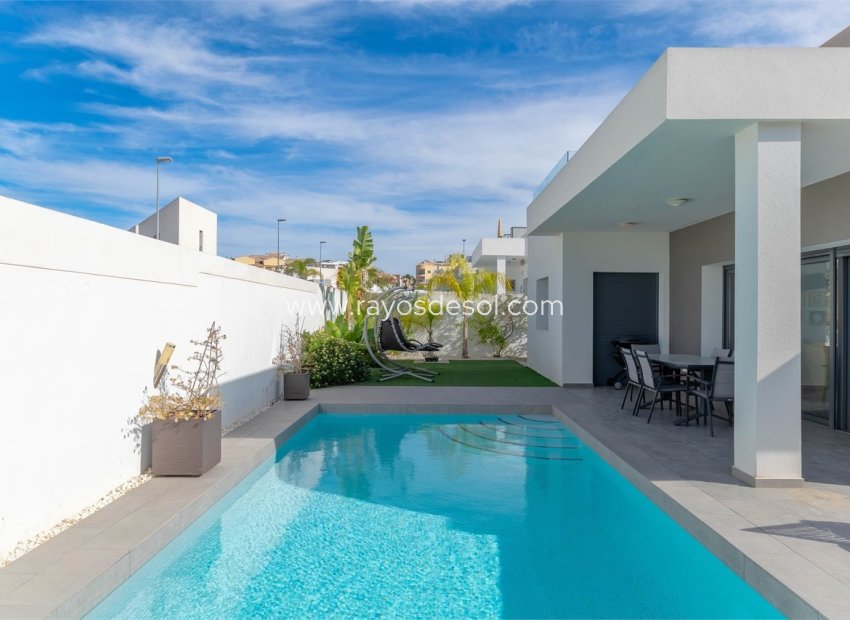 Reventa - Villa - Benijofar