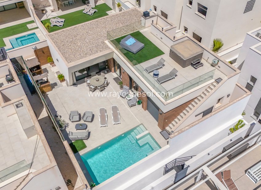 Reventa - Villa - Benijofar