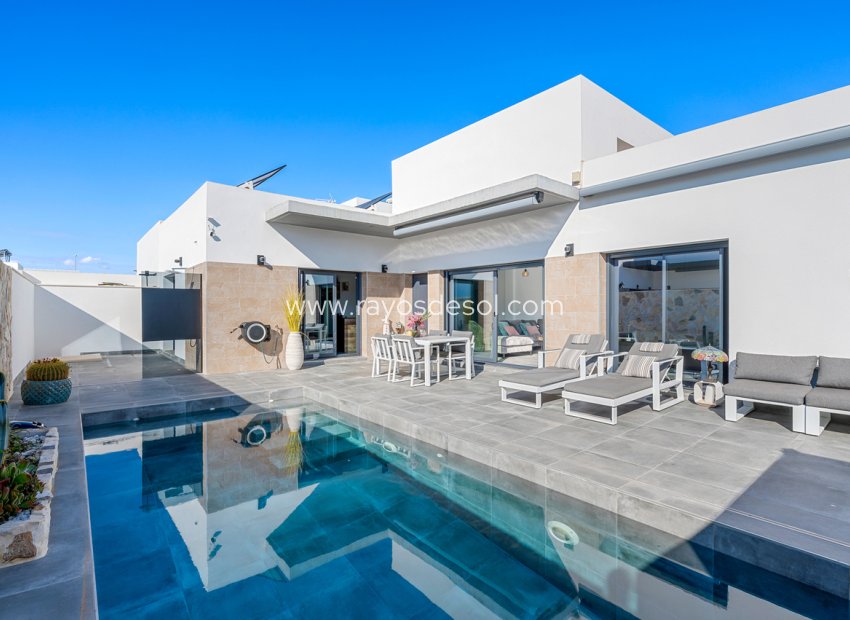 Reventa - Villa - Daya Nueva