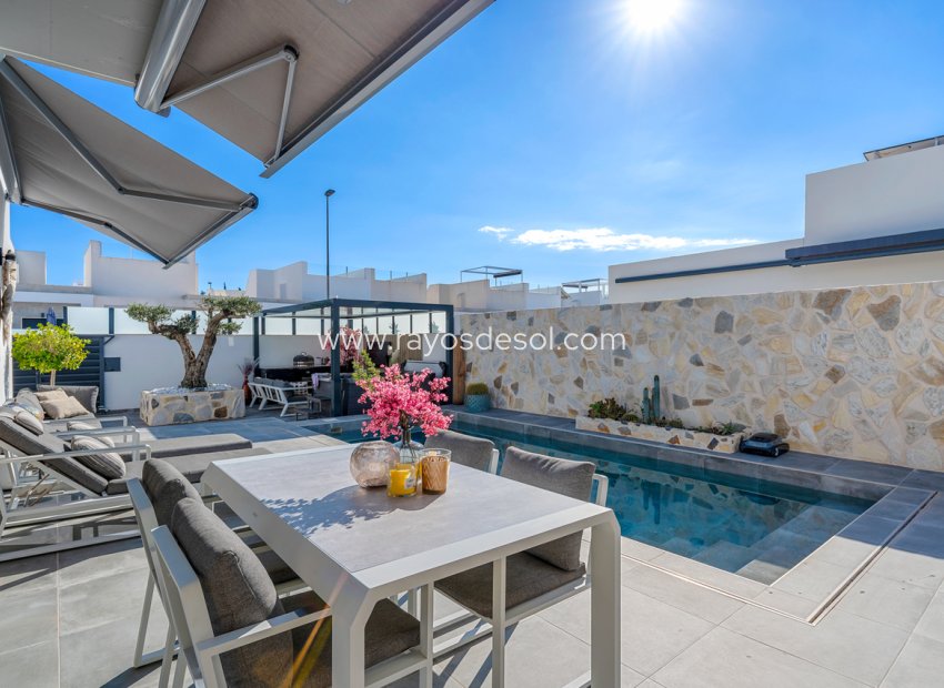 Reventa - Villa - Daya Nueva