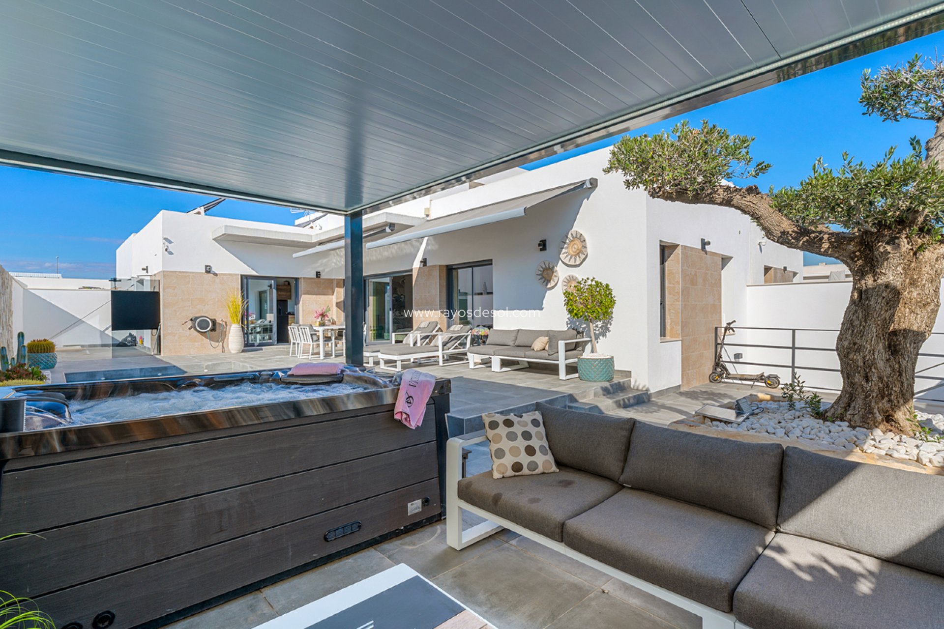 Reventa - Villa - Daya Nueva