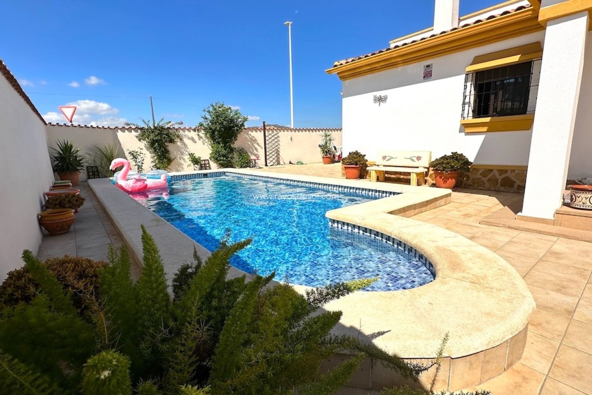 Reventa - Villa - Hondón de las Nieves - La Montañosa