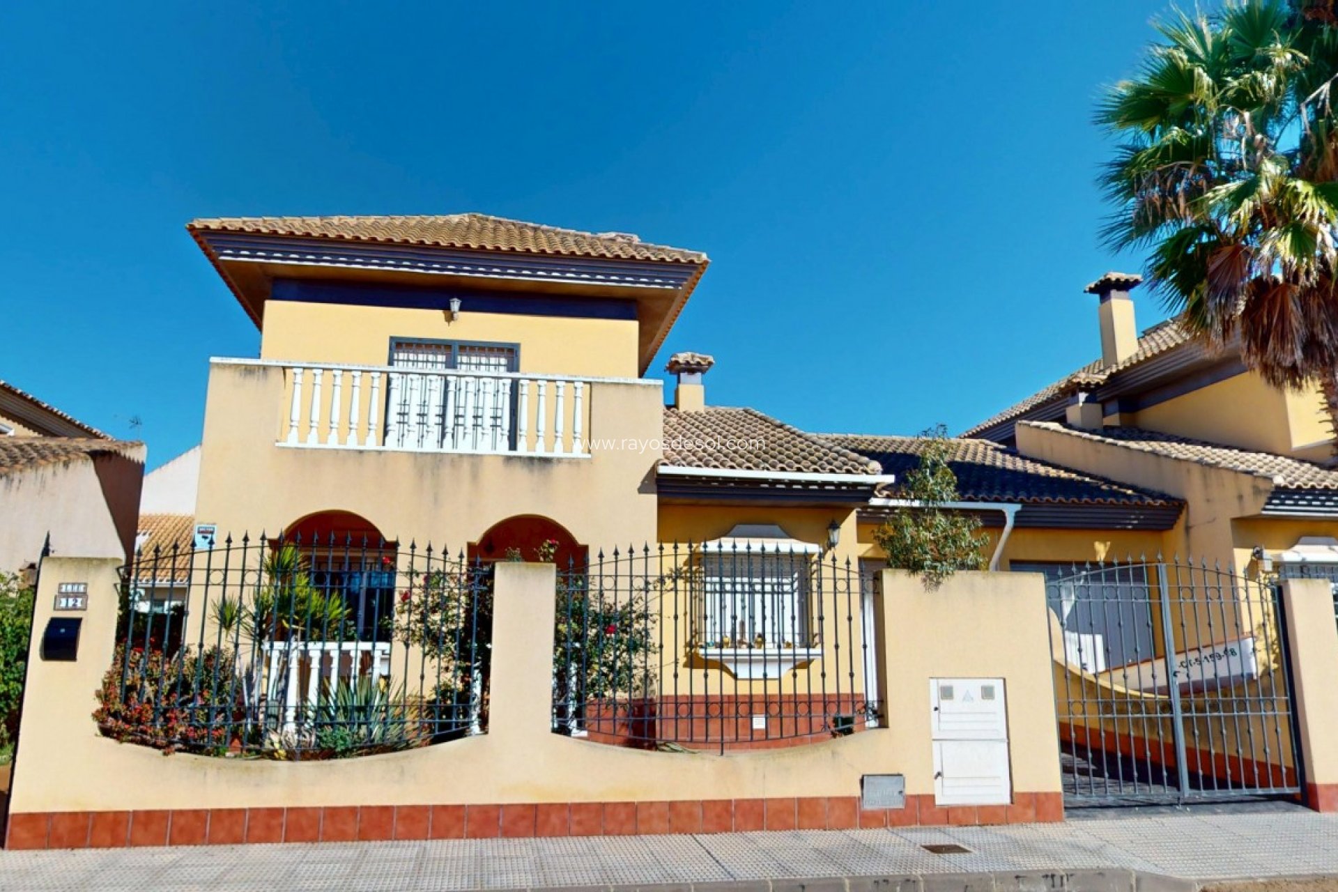 Reventa - Villa - Los Alcazares