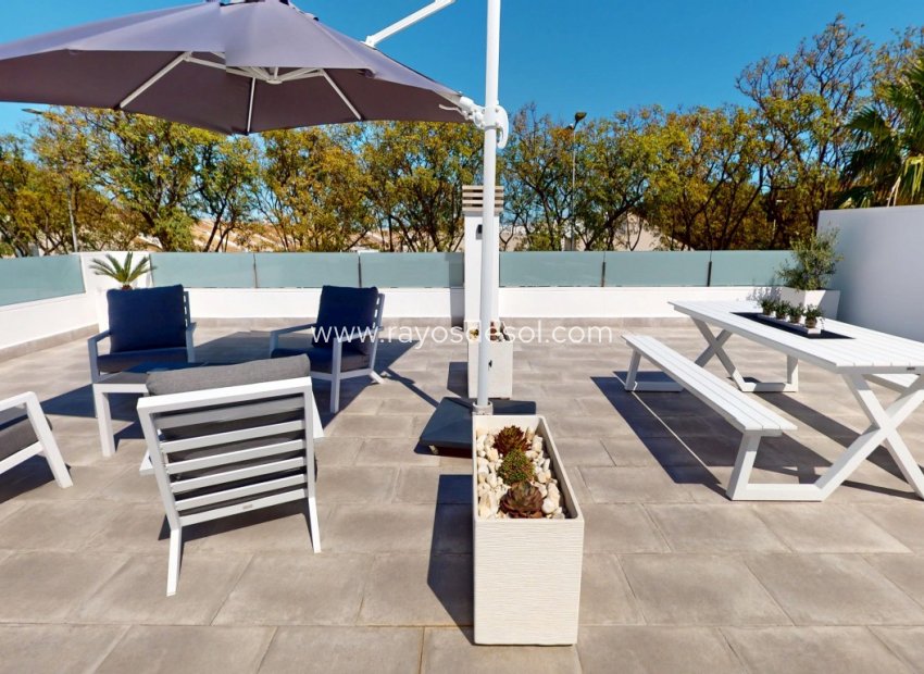 Reventa - Villa - Los Alcazares