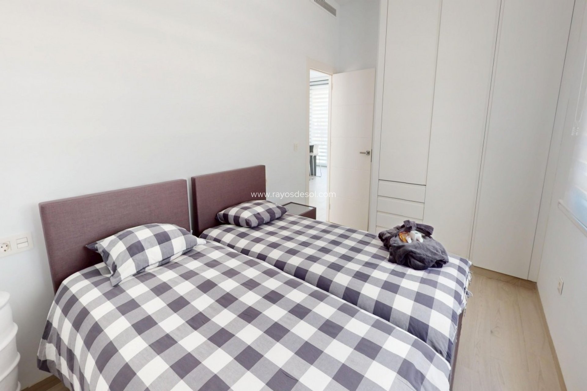 Reventa - Villa - Los Alcazares