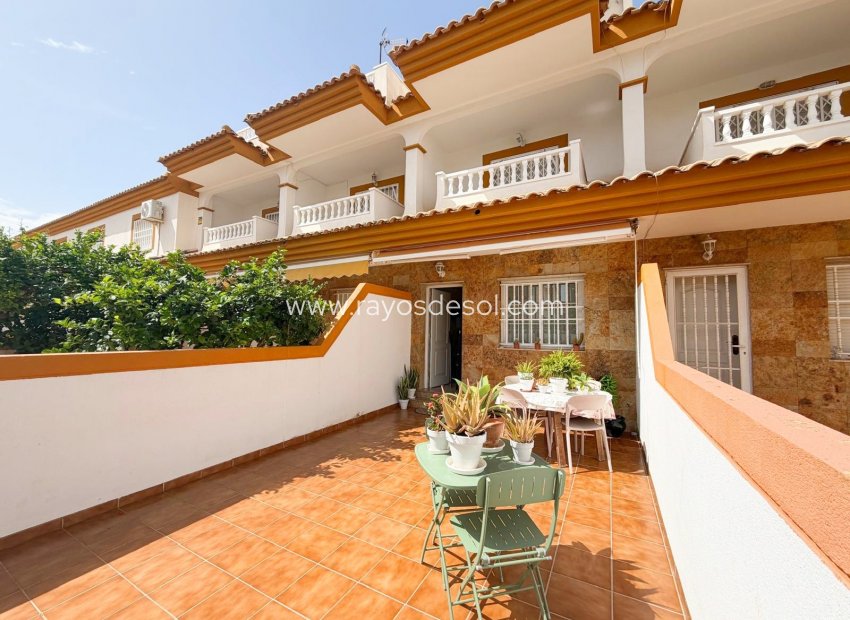 Reventa - Villa - Los Alcazares