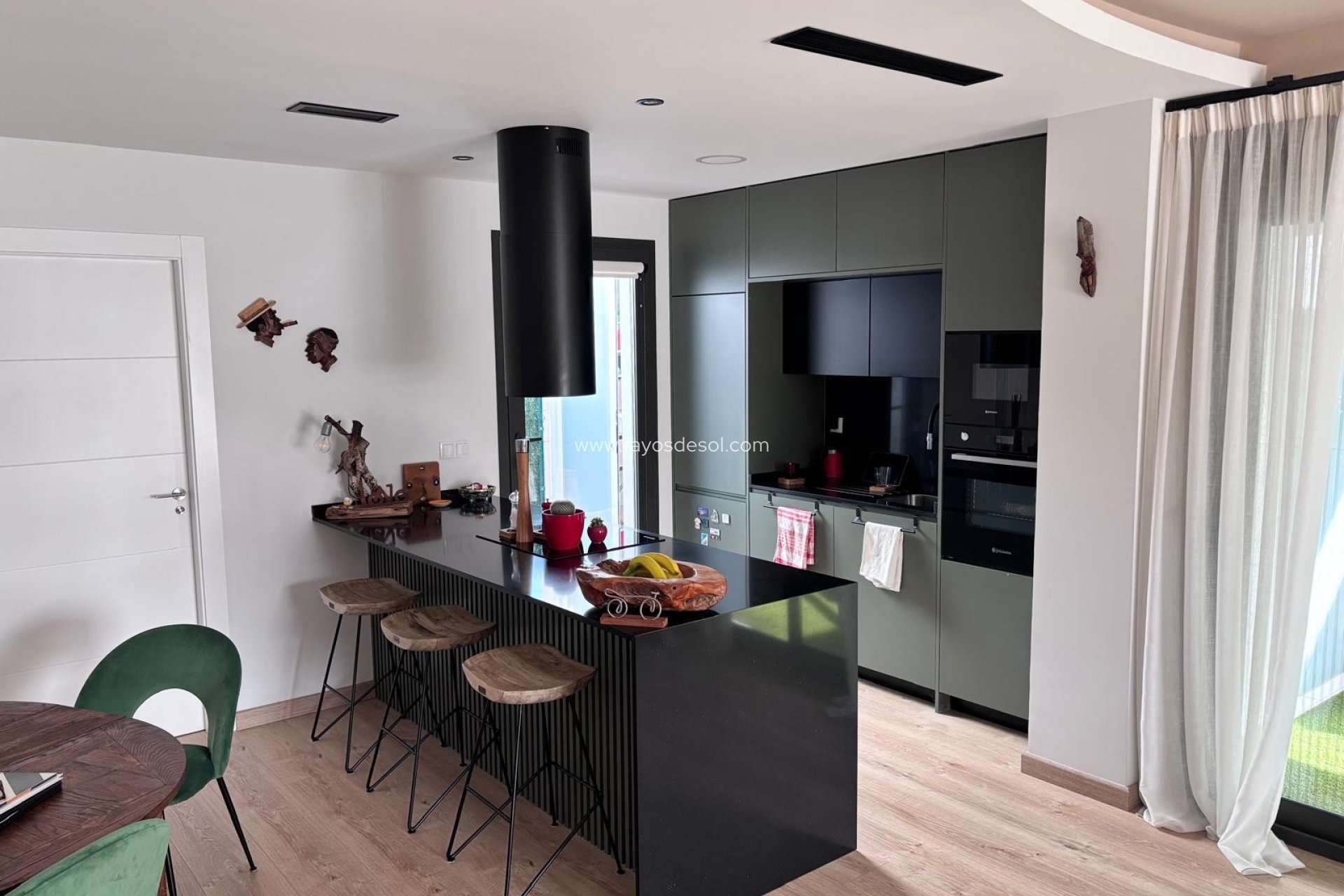 Reventa - Villa - Los Montesinos - La Herada