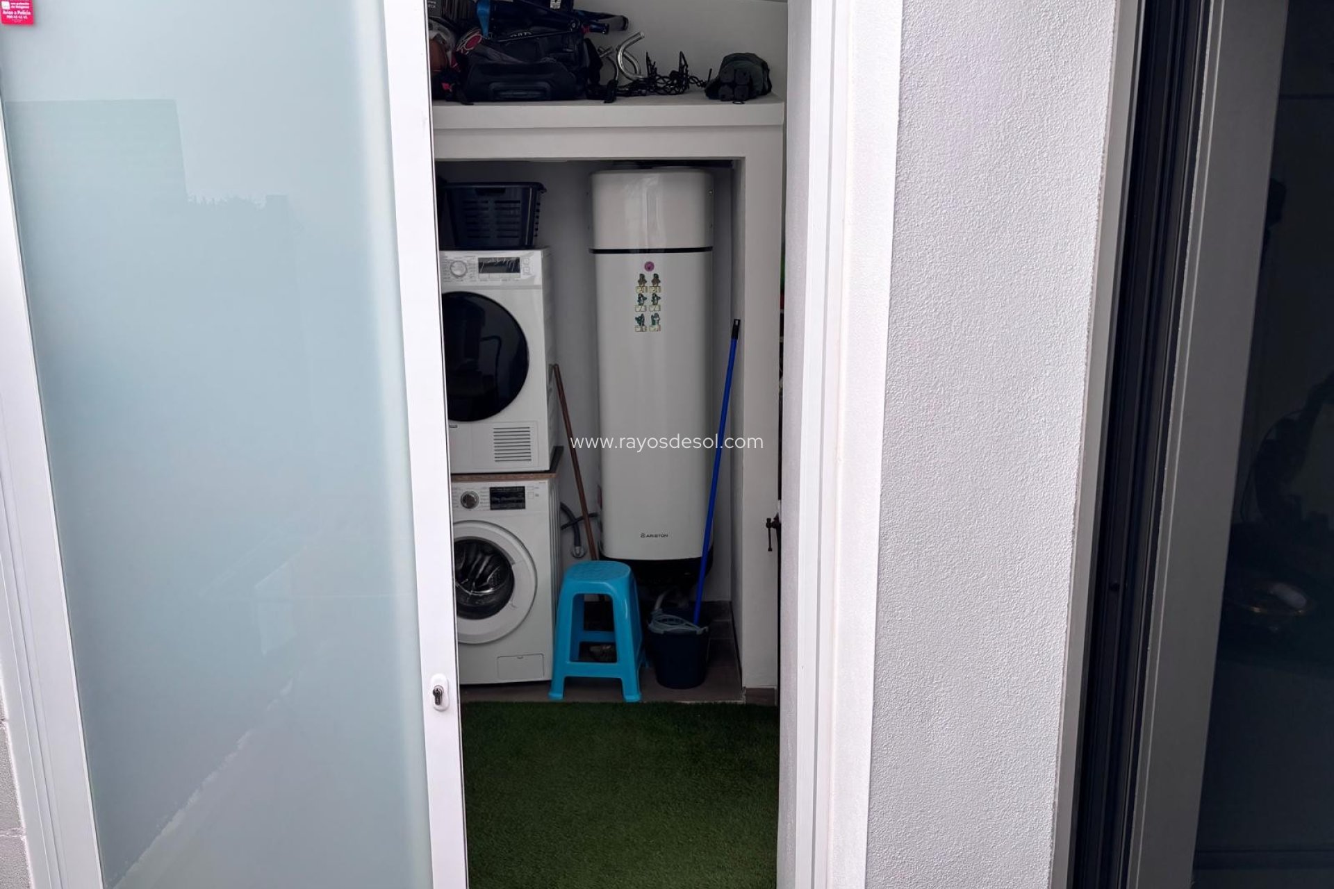 Reventa - Villa - Los Montesinos - La Herada