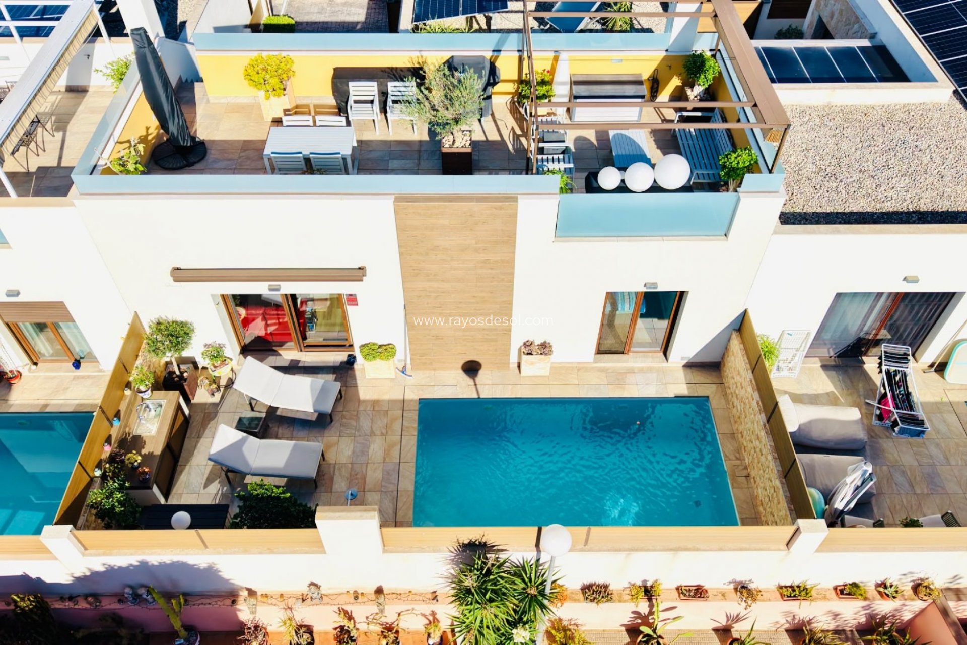 Reventa - Villa - Los Montesinos - La Herada