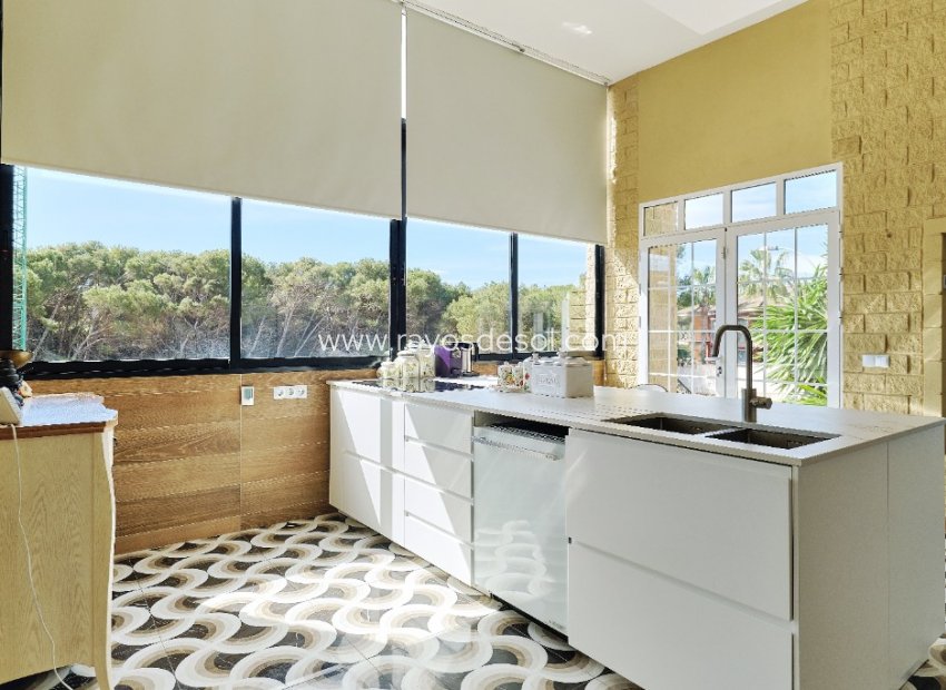 Reventa - Villa - Orihuela Costa - Dehesa de Campoamor
