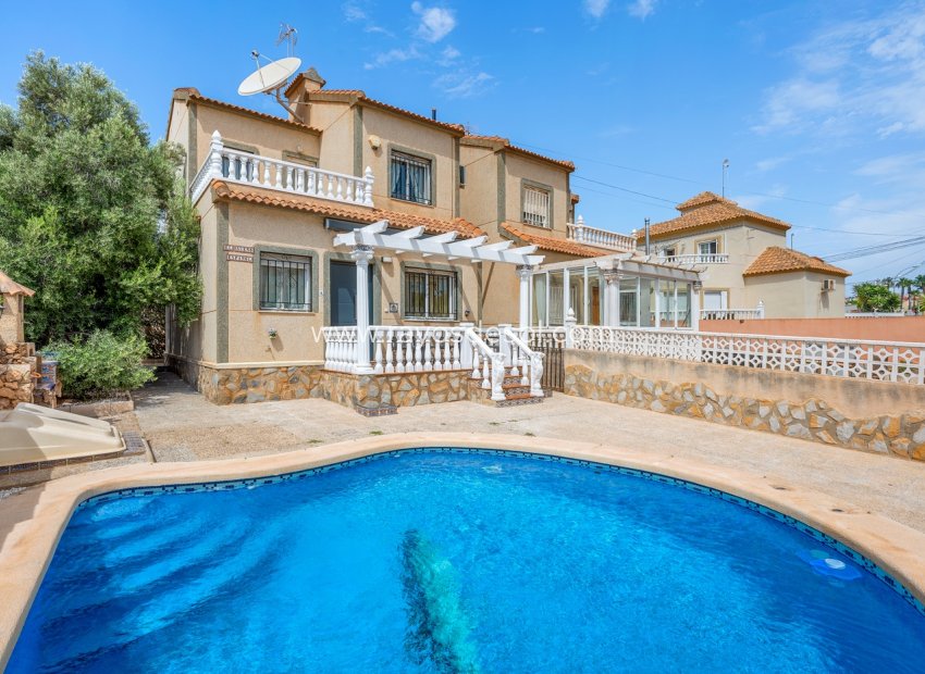 Reventa - Villa - Orihuela Costa - El Galan