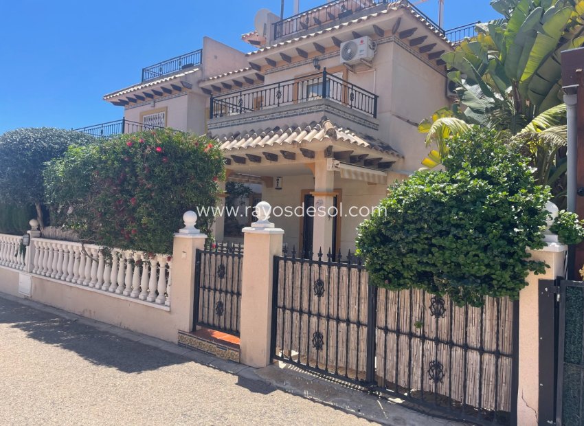 Reventa - Villa - Orihuela Costa - La Regia