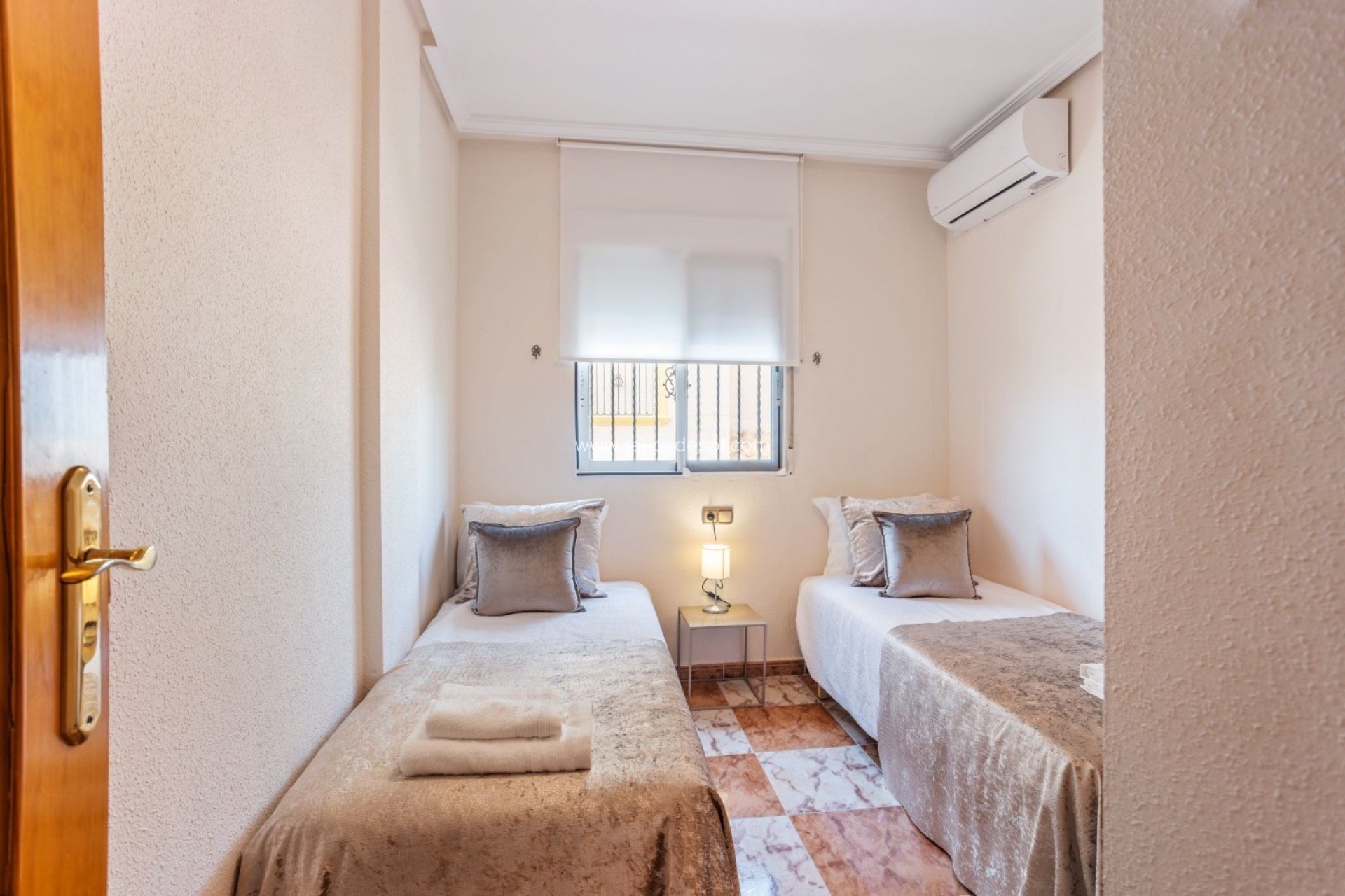 Reventa - Villa - Orihuela Costa - La Regia