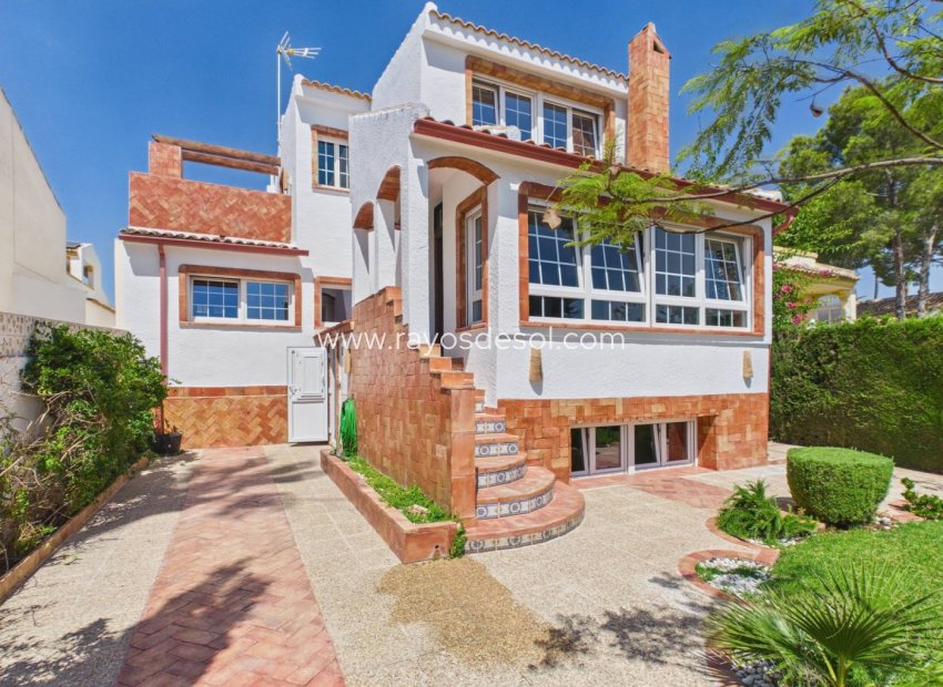 Reventa - Villa - Orihuela Costa - Villamartin