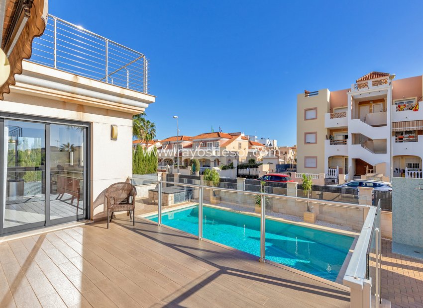 Reventa - Villa - Orihuela Costa