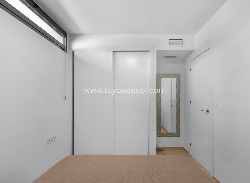 Reventa - Villa - Orihuela Costa