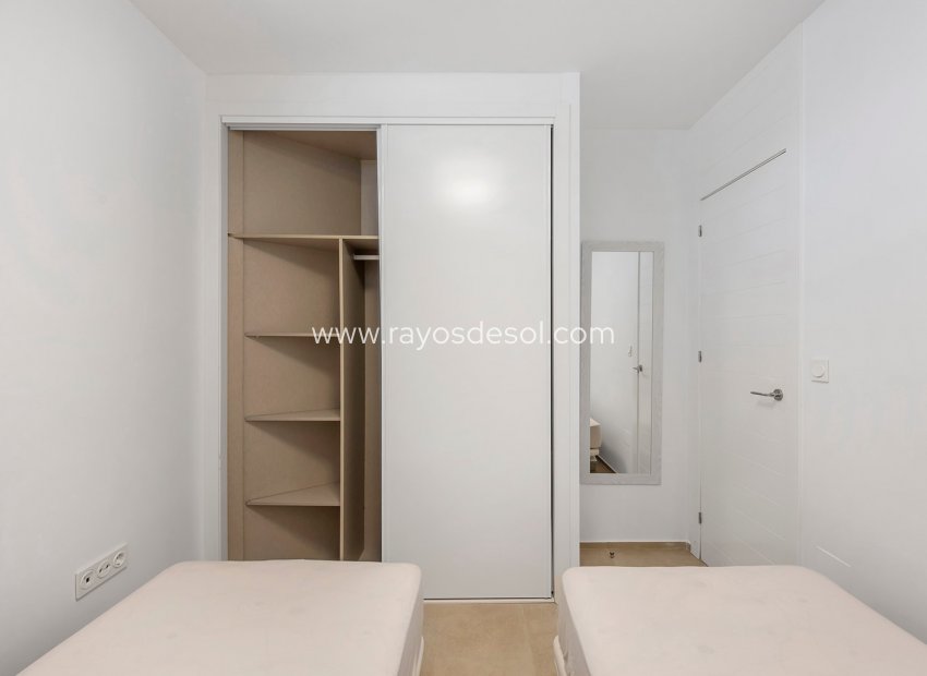 Reventa - Villa - Orihuela Costa