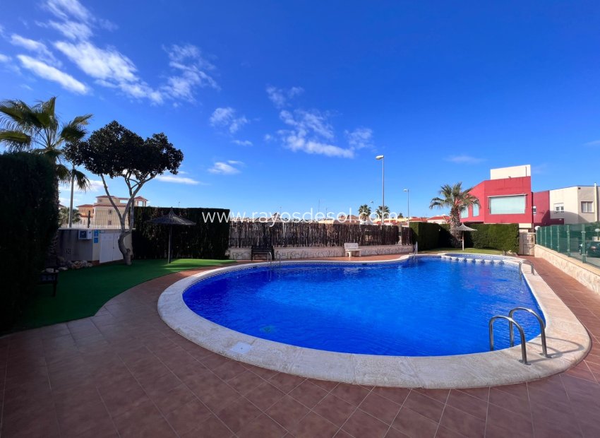 Reventa - Villa - Orihuela Costa