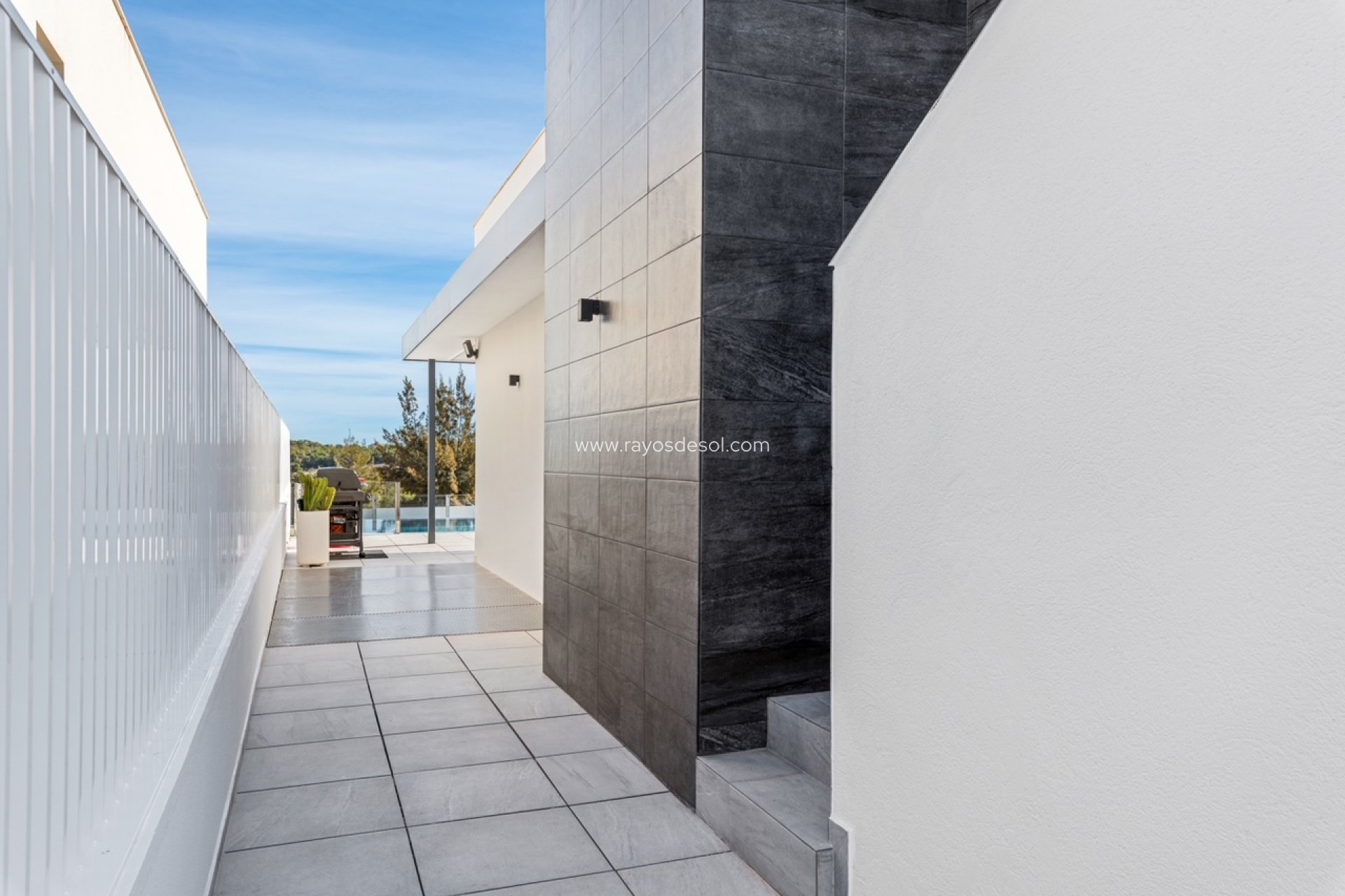 Reventa - Villa - San Miguel de Salinas - Ciudad de las comunicaciones