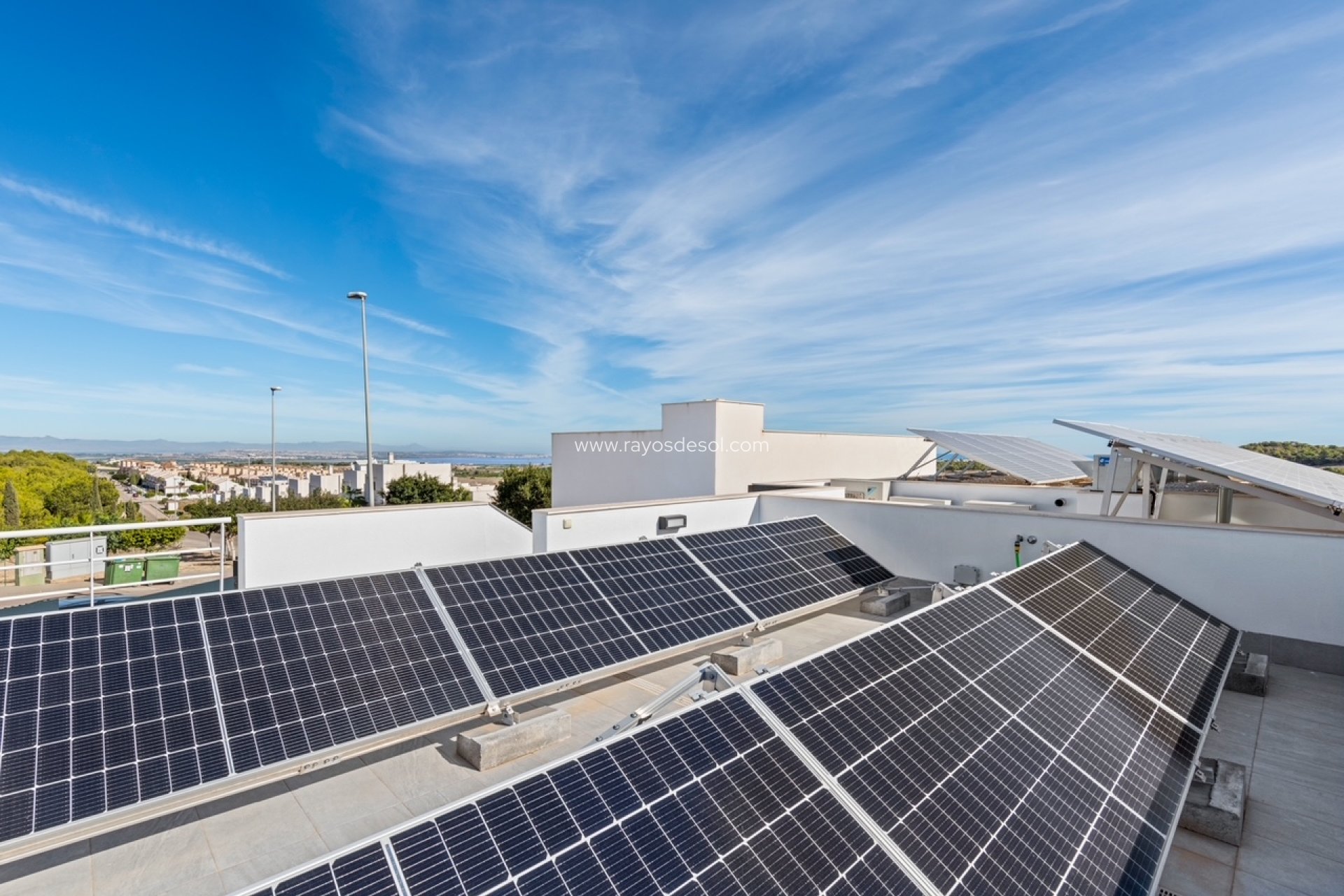 Reventa - Villa - San Miguel de Salinas - Ciudad de las comunicaciones