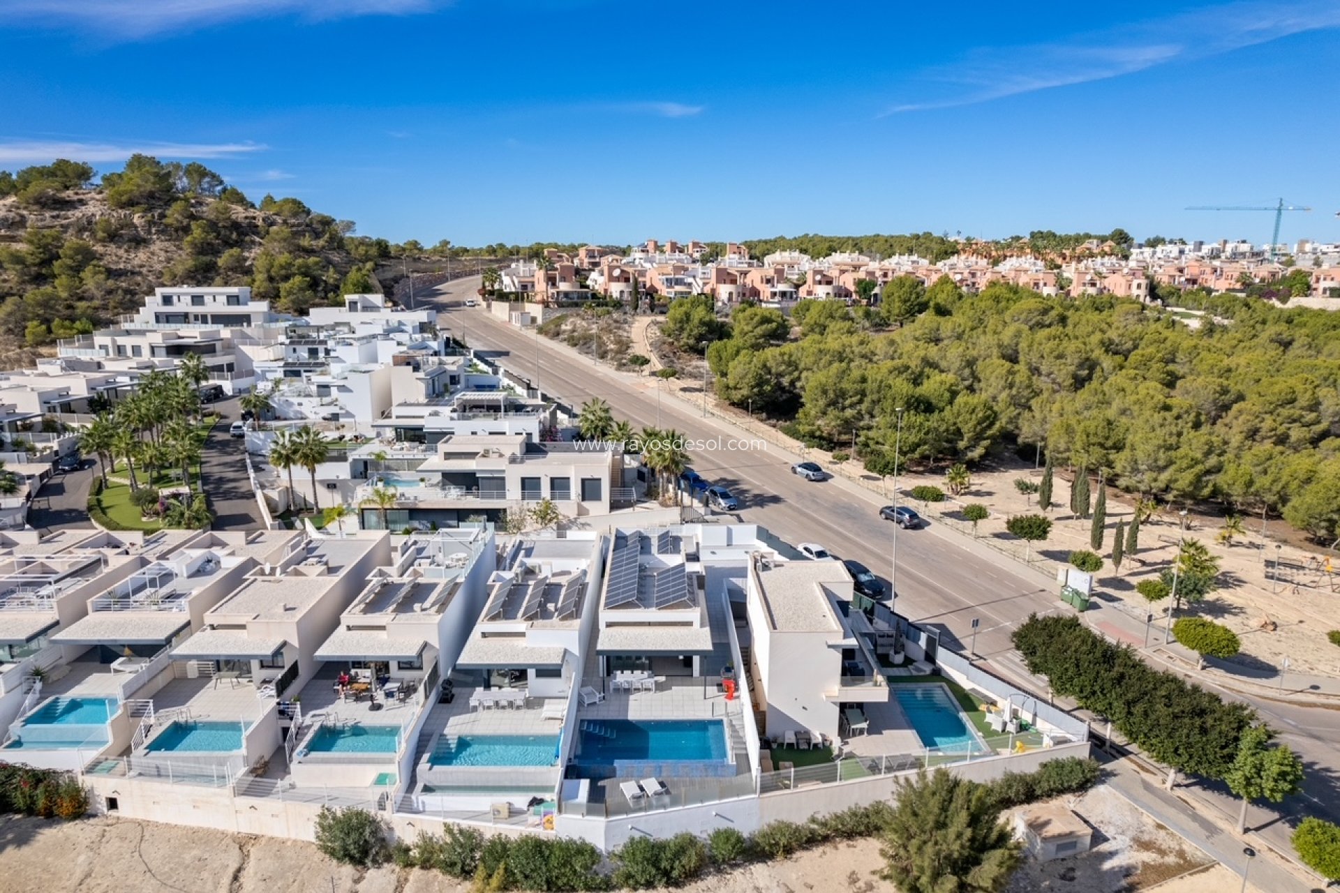 Reventa - Villa - San Miguel de Salinas - Ciudad de las comunicaciones