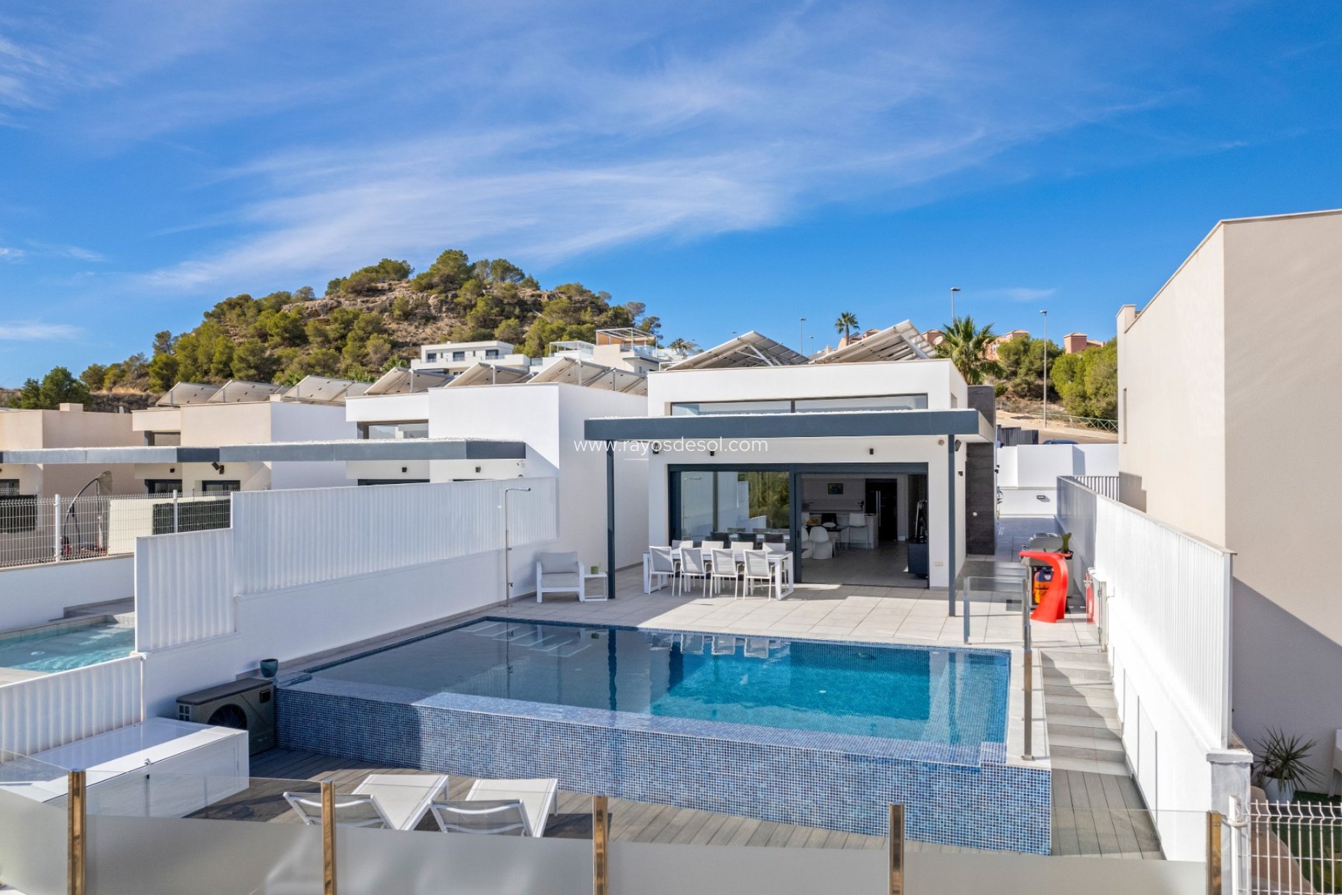 Reventa - Villa - San Miguel de Salinas - Ciudad de las comunicaciones