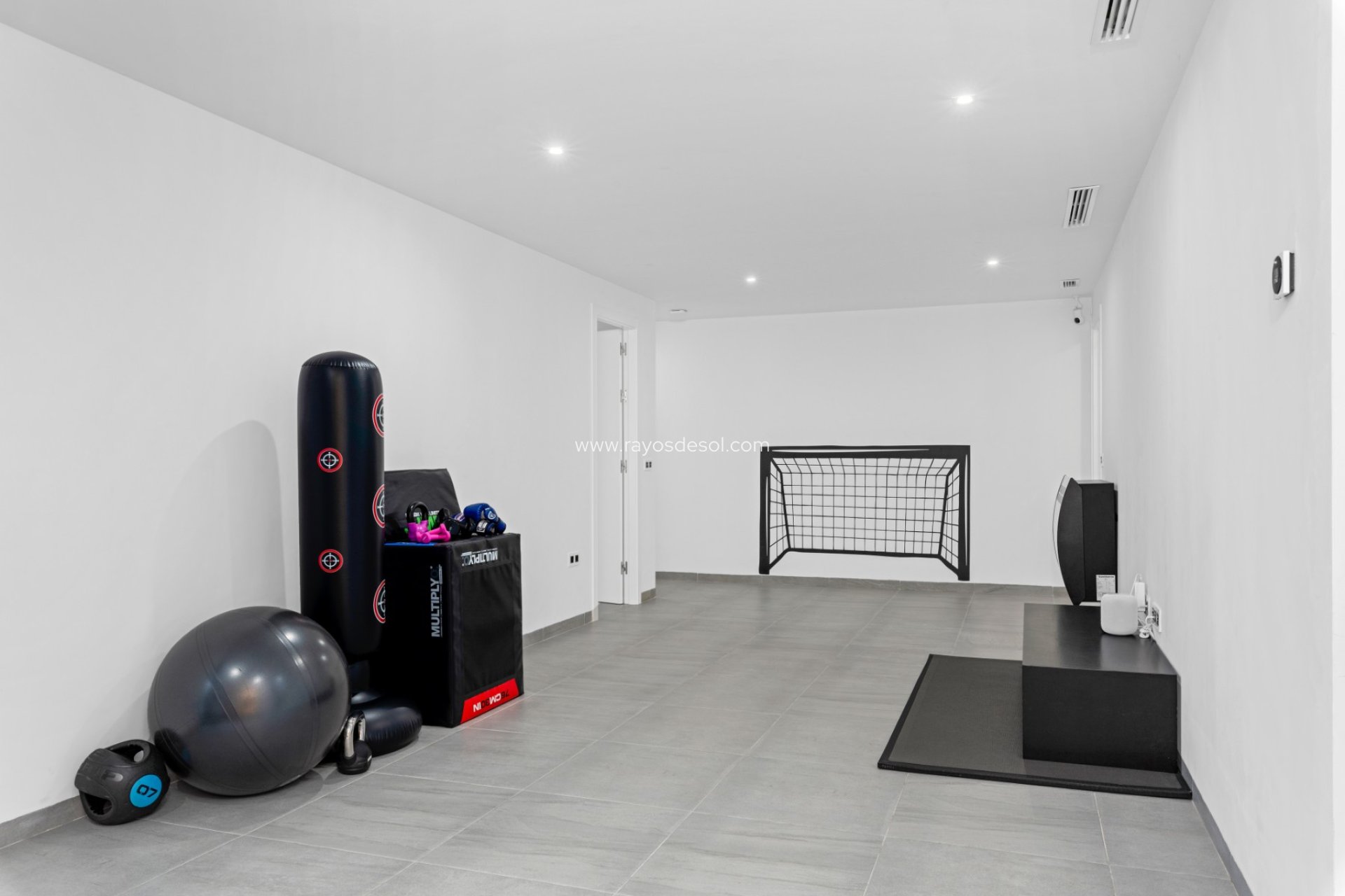 Reventa - Villa - San Miguel de Salinas - Ciudad de las comunicaciones