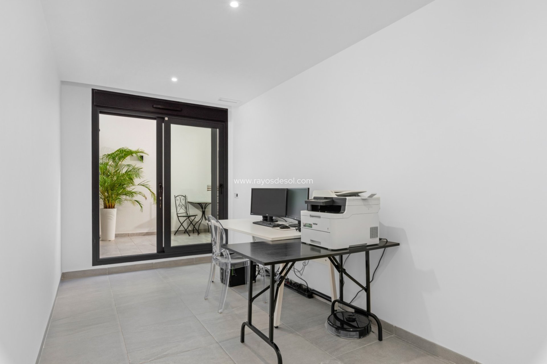 Reventa - Villa - San Miguel de Salinas - Ciudad de las comunicaciones