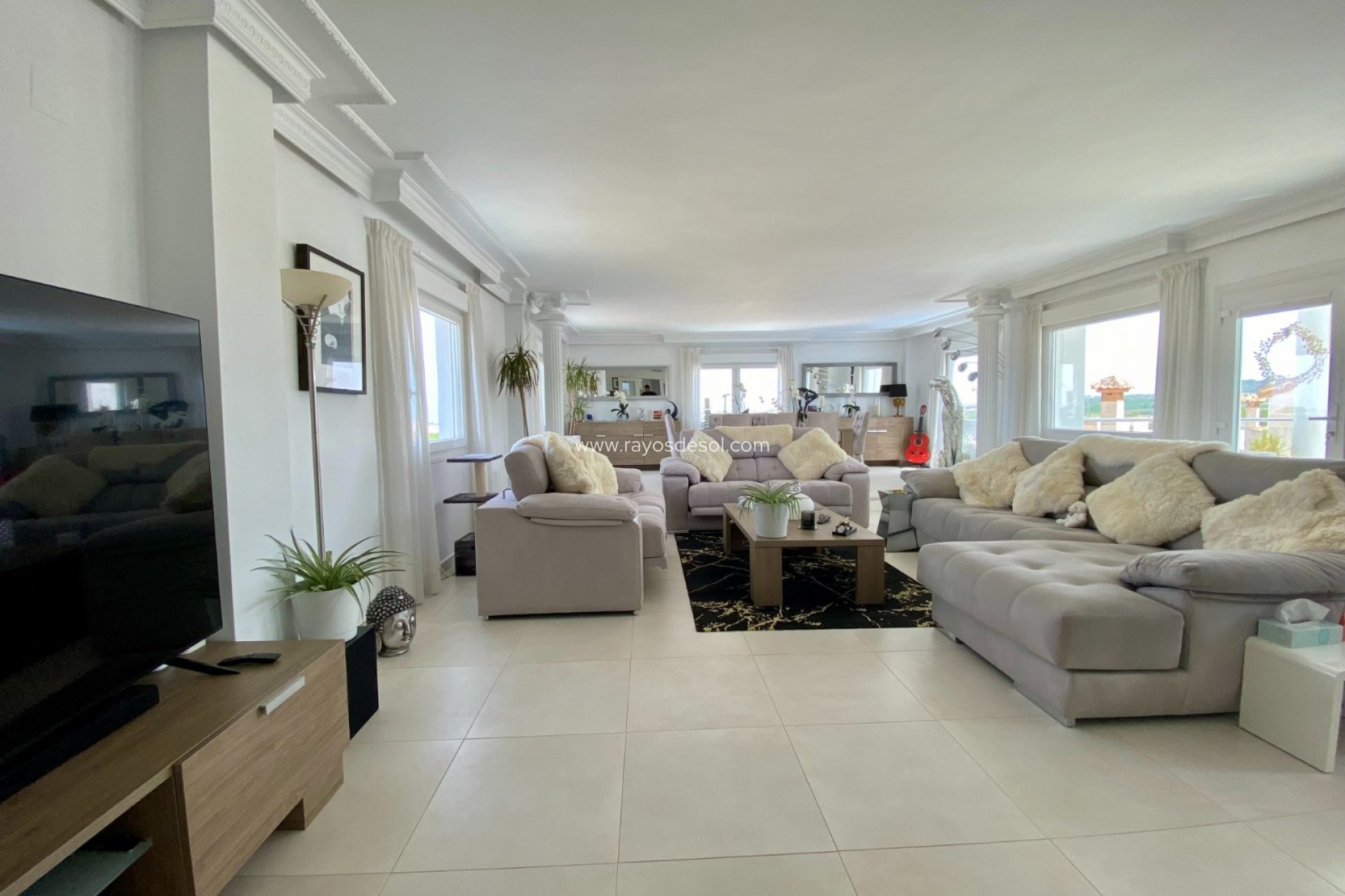 Reventa - Villa - San Miguel de Salinas - Pueblo