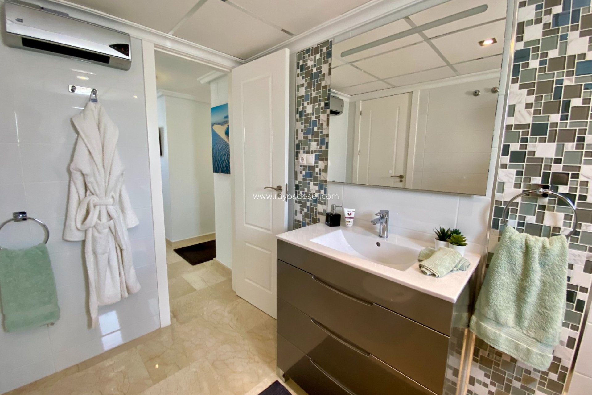 Reventa - Villa - San Miguel de Salinas - Pueblo