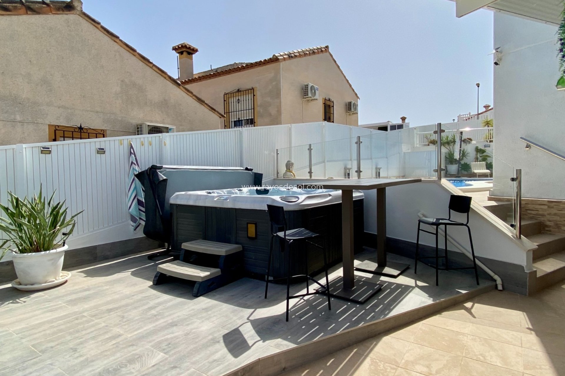 Reventa - Villa - San Miguel de Salinas - Pueblo