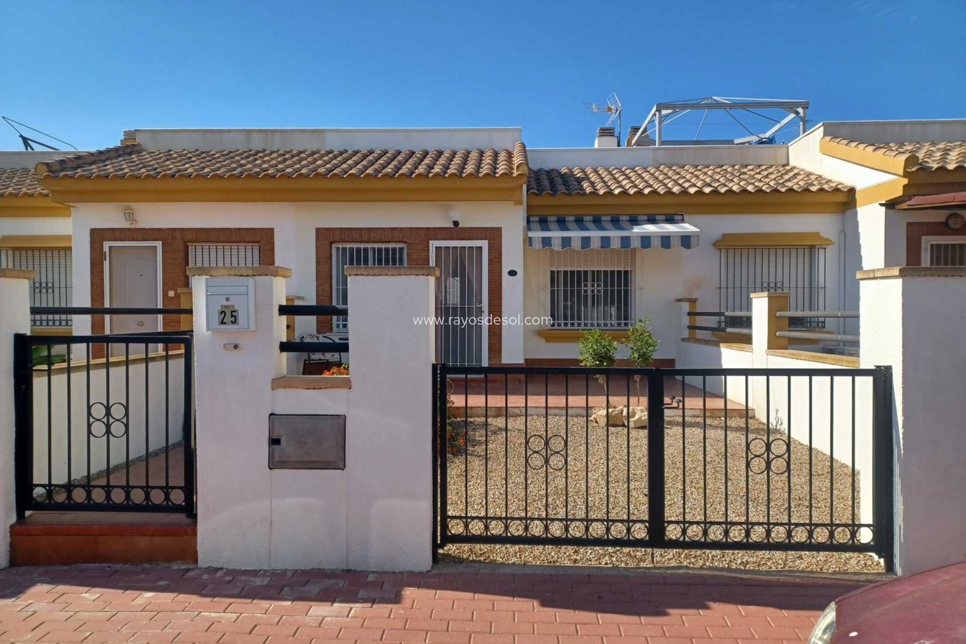 Reventa - Villa - Sucina