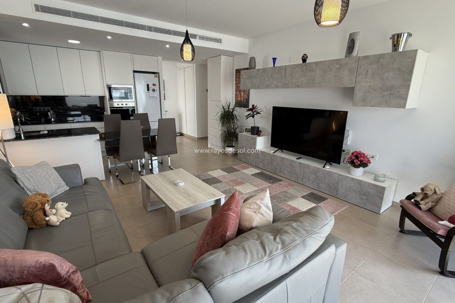 Reventa - Villa - Sucina