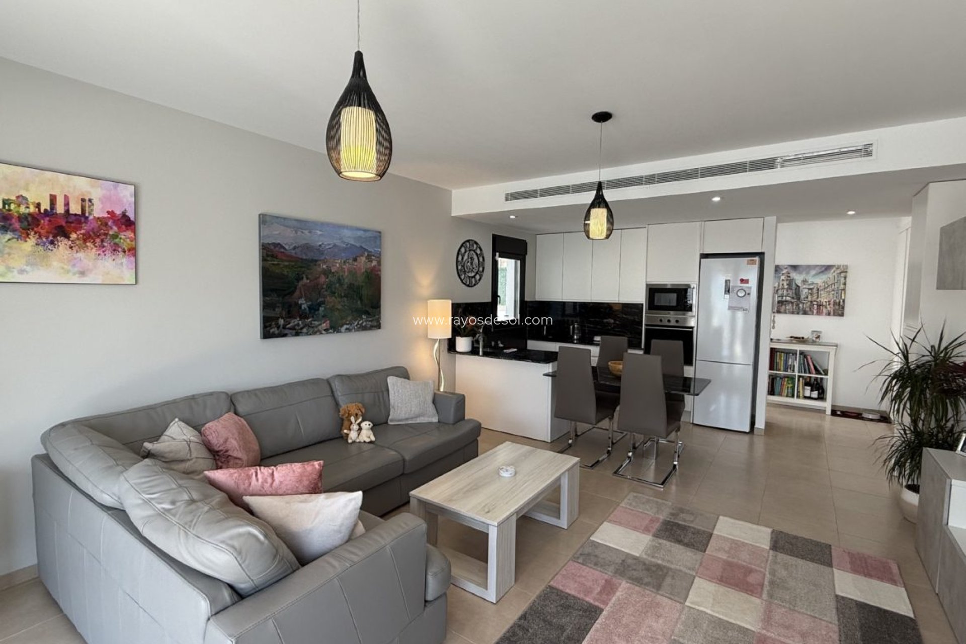 Reventa - Villa - Sucina