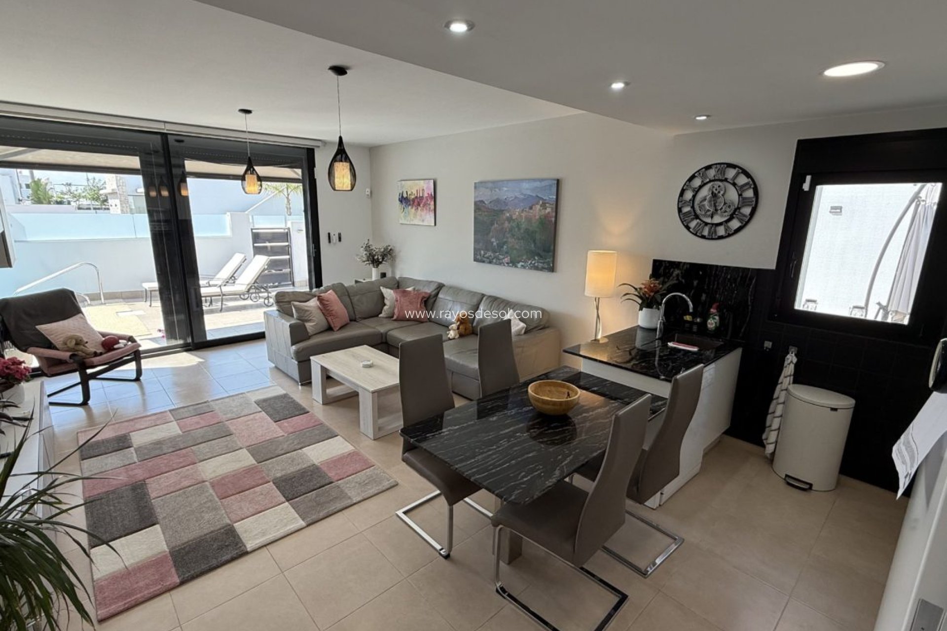 Reventa - Villa - Sucina