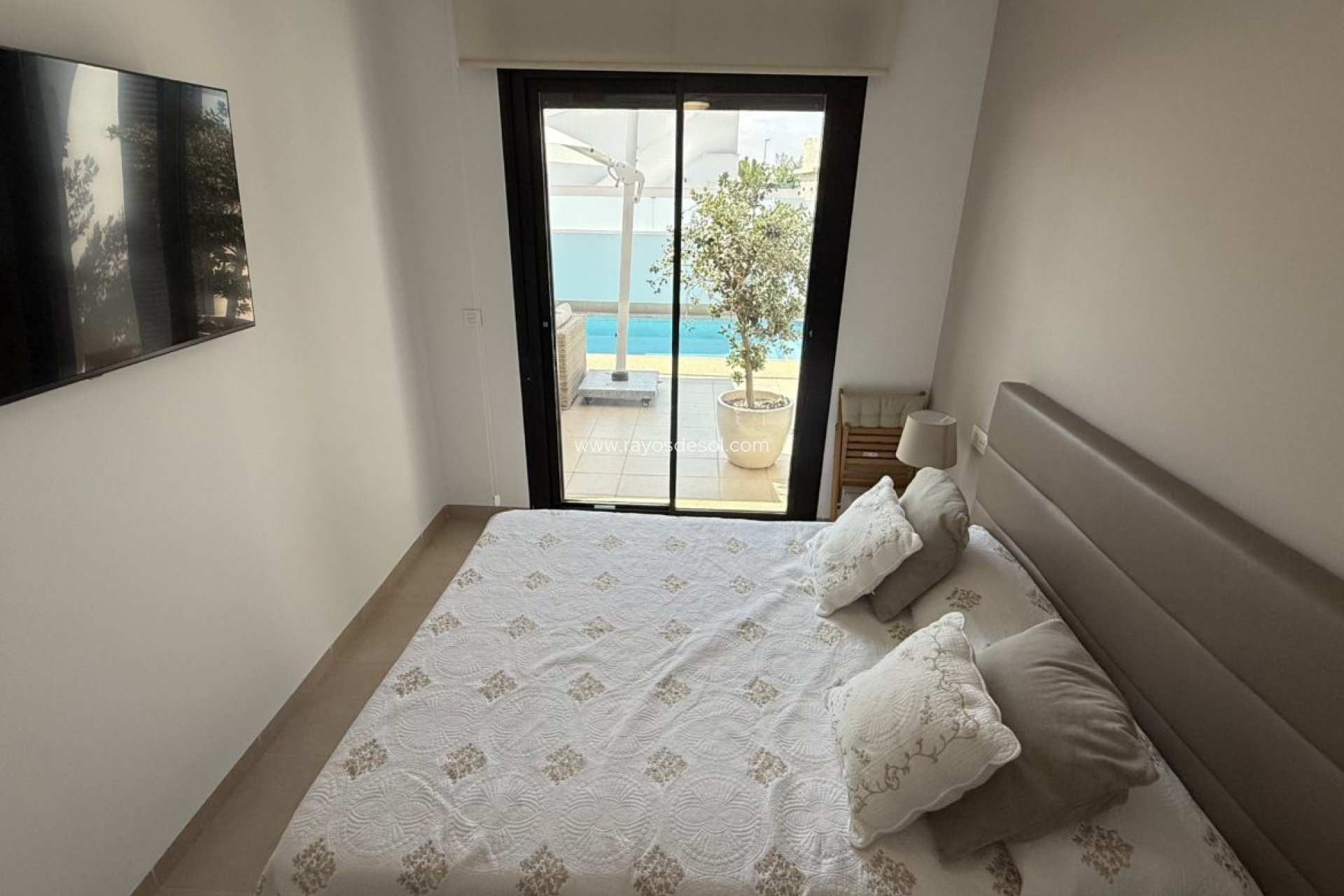 Reventa - Villa - Sucina