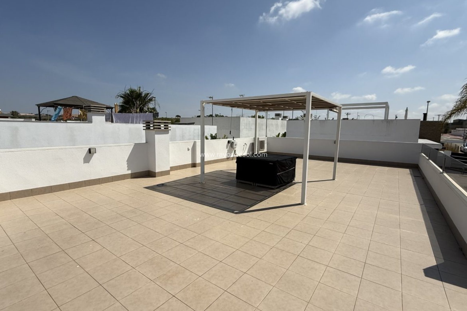 Reventa - Villa - Sucina